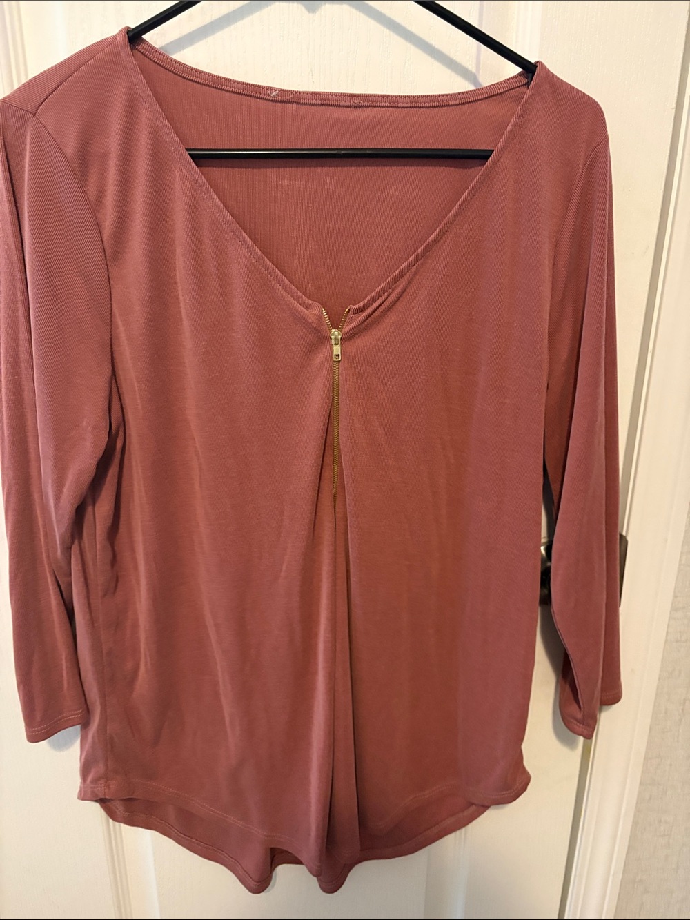 Women's Zip-Front V-Neck Blouse in Rose Dust